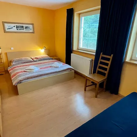 King Size Monika Špindlerŭv Mlýn